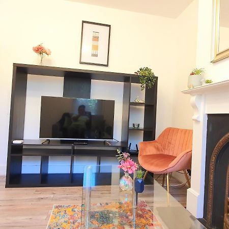 Wimbledon Ideal 1 Bedroom Ground Floor Apartment With Garden London Exterior foto